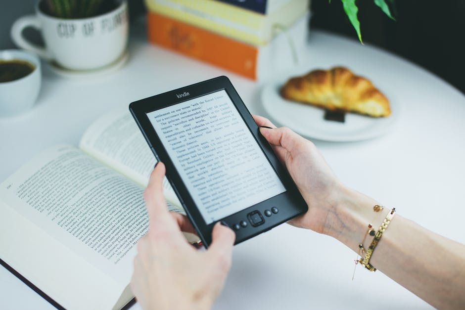 E-readers vs books: Which are better for the environment? ♻CW